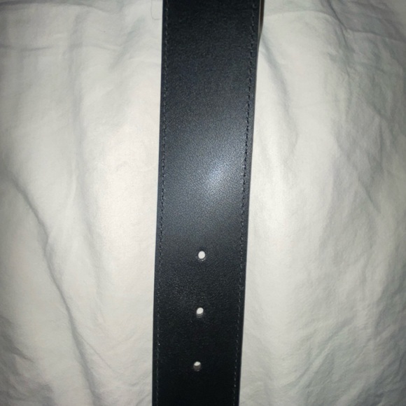 GUCCI belt Marmont leather with shiny gold buckle - Picture 10 of 13